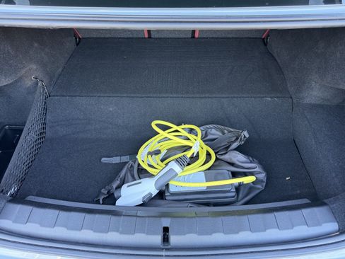 Used 2023 BMW 330e xDrive w/ M Sport Package image 6