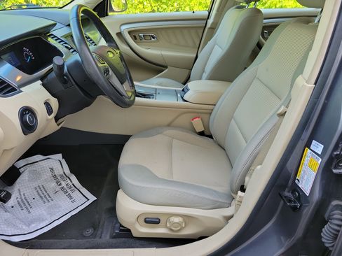 Used 2014 Ford Taurus SEL image 14
