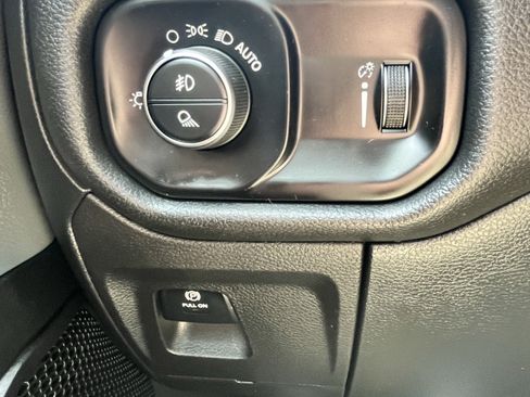 Used 2021 RAM 1500 Big Horn AWD/4WD image 24