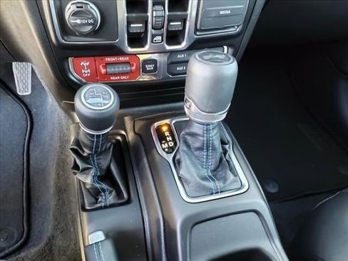 New 2023 Jeep Wrangler Unlimited Rubicon 4xe w/ Cold Weather Group image 25