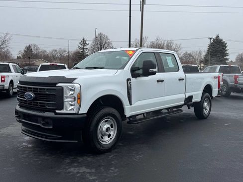 Used 2024 Ford F350 XL w/ FX4 Off-Road Package image 12