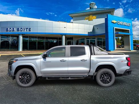 New 2026 Chevrolet Colorado Z71 w/ Midnight Edition image 2