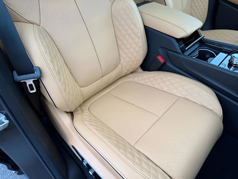 New 2025 Jeep Grand Cherokee Summit image 13