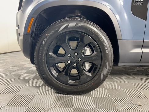 New 2026 Land Rover Defender 110 S image 10