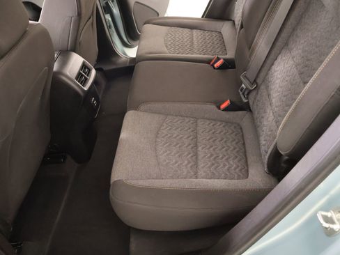 Used 2022 Chevrolet Equinox LT FWD image 11