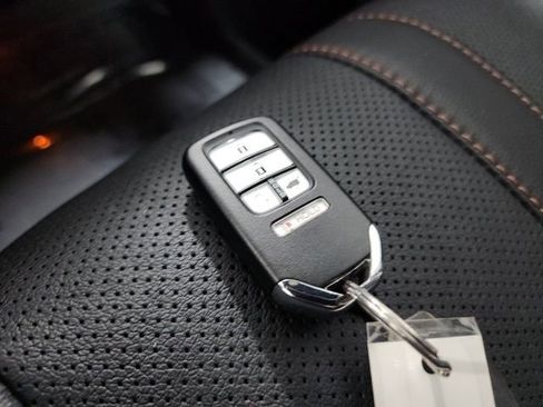 Used 2024 Honda Passport TrailSport image 37