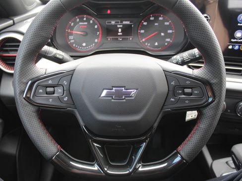 New 2026 Chevrolet Trax RS image 11