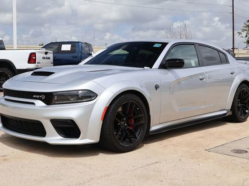 Used 2023 Dodge Charger SRT Hellcat RWD image 3
