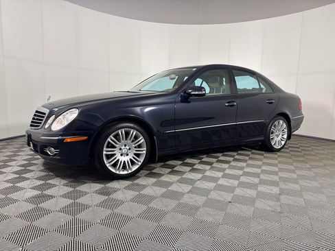 Used 2008 Mercedes-Benz E 350 4MATIC Sedan image 1