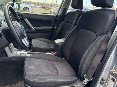 Used 2018 Subaru Forester 2.5i w/ Alloy Wheel Package image 31