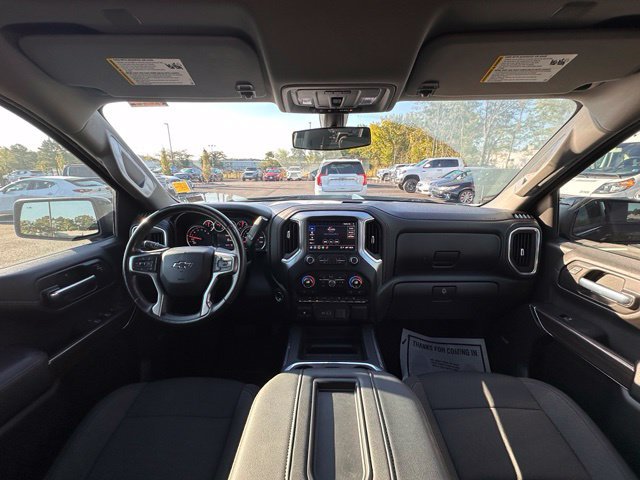 Used 2021 Chevrolet Silverado 1500 RST w/ Convenience Package II AWD/4WD image 2