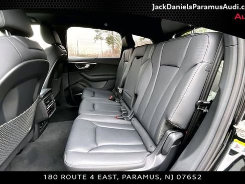 New 2026 Audi Q7 3.0T Premium Plus AWD/4WD image 10