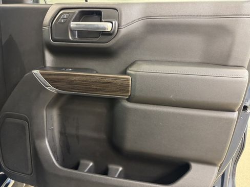 Used 2019 Chevrolet Silverado 1500 LT w/ All-Star Edition image 28