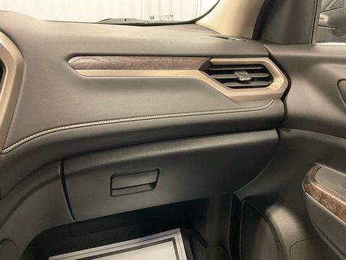 Used 2021 GMC Acadia Denali w/ Denali Ultimate Package image 28