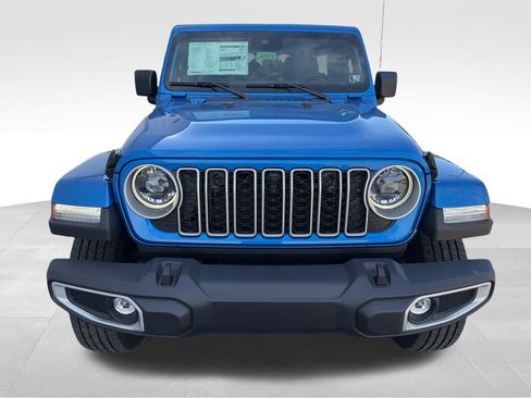 New 2025 Jeep Wrangler Sahara w/ Technology Group image 10