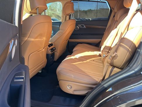 Used 2023 Genesis GV80 2.5T w/ Prestige Package image 7