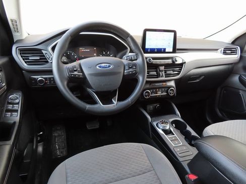 Used 2021 Ford Escape SE w/ Convenience Package AWD/4WD image 4