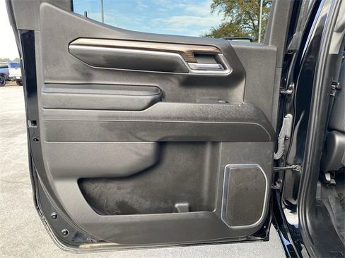 Used 2024 Chevrolet Silverado 1500 LT image 36