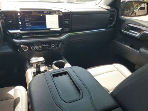 Certified 2022 Chevrolet Silverado 1500 RST image 14