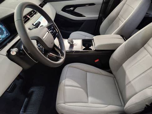 Used 2026 Land Rover Range Rover Evoque S AWD/4WD image 15