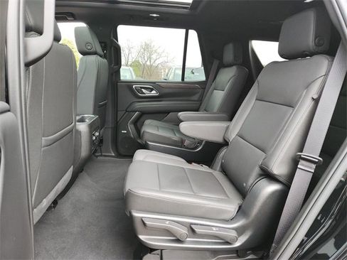 Used 2023 Chevrolet Tahoe Z71 w/ Luxury Package image 11