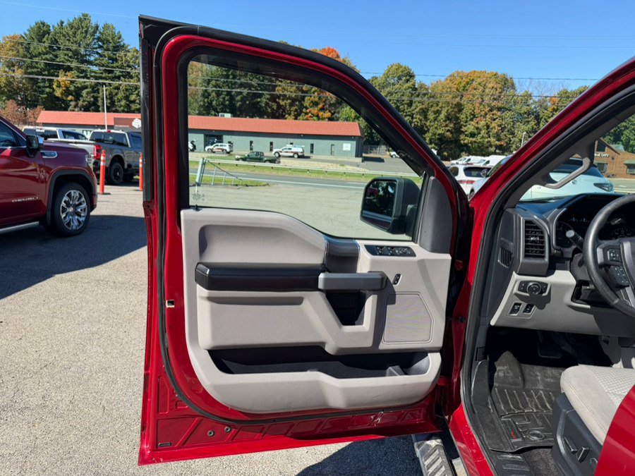 Used 2018 Ford F150 XLT w/ Equipment Group 302A Luxury AWD/4WD image 14