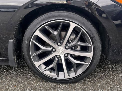 Used 2023 Honda Civic Touring image 9