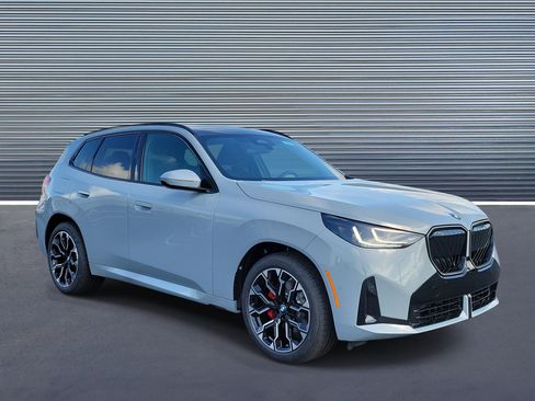 New 2026 BMW X3 xDrive30 w/ M Sport Package AWD/4WD image 2