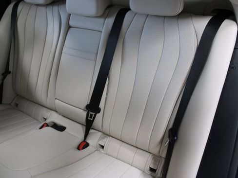 Used 2025 Mercedes-Benz E 450 4MATIC Sedan w/ Driver Assistance Package image 12