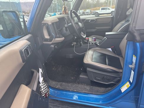 Used 2022 Ford Bronco Wildtrak image 25