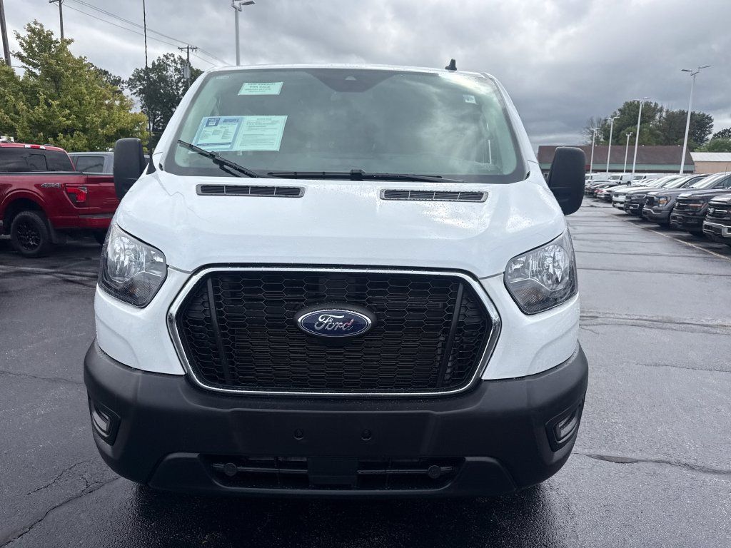 Used 2025 Ford Transit 250 Low Roof w/ Exterior Upgrade Package RWD image 3