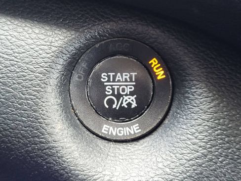Used 2016 Jeep Cherokee Limited AWD/4WD image 12