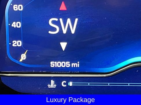 Used 2023 Chevrolet Tahoe RST w/ Luxury Package image 2