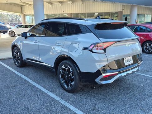 Used 2023 Kia Sportage SX image 2