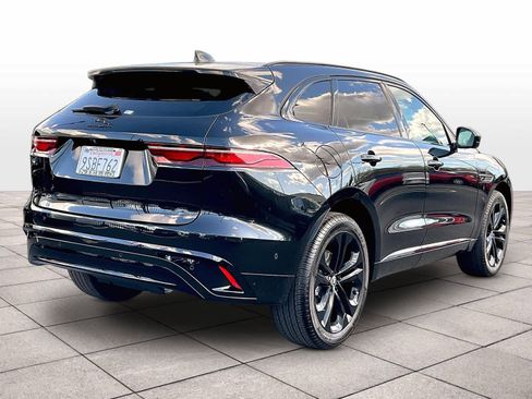 Used 2025 Jaguar F-PACE R-Dynamic S image 15
