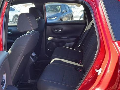 Used 2025 Honda HR-V Sport image 21
