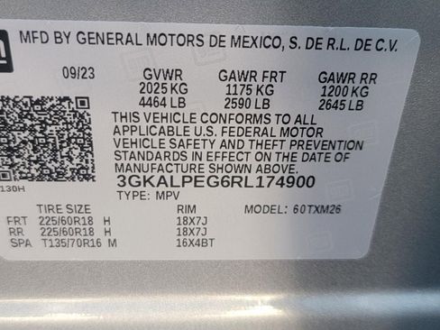 Used 2024 GMC Terrain SLT image 37