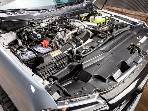 Used 2026 Ford F250 Lariat w/ Black Appearance Package image 41