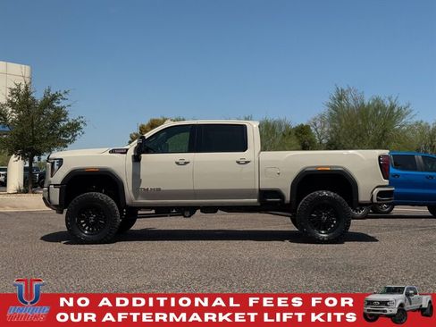Used 2026 GMC Sierra 2500 AT4 AWD/4WD image 9