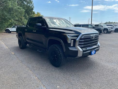Used 2024 Toyota Tundra Limited w/ Power Package AWD/4WD image 9