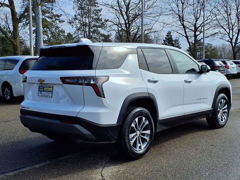 Used 2026 Chevrolet Equinox LT image 4