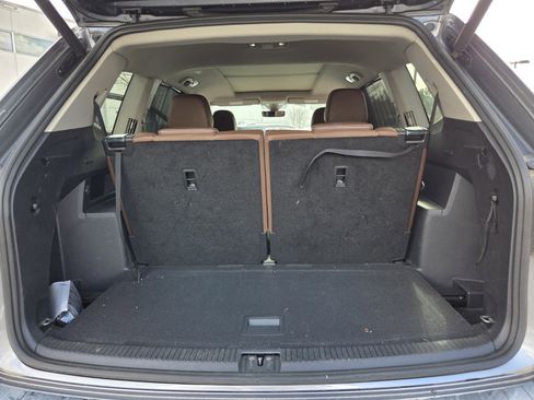 Used 2022 Volkswagen Atlas SEL R-Line image 30