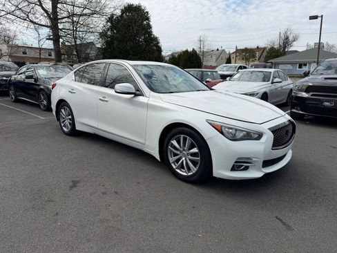 Used 2017 INFINITI Q50 Premium w/ 2.0T Premium Plus Package image 12