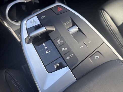 New 2026 BMW X1 xDrive28i image 17