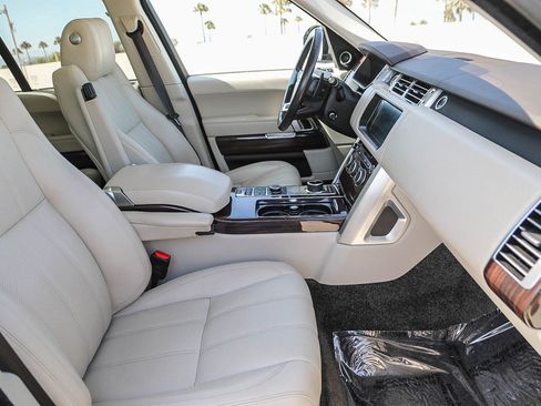 Used 2017 Land Rover Range Rover HSE AWD/4WD image 16