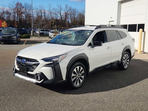 Used 2024 Subaru Outback Limited image 3