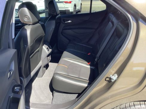 Used 2023 Chevrolet Equinox Premier FWD image 10