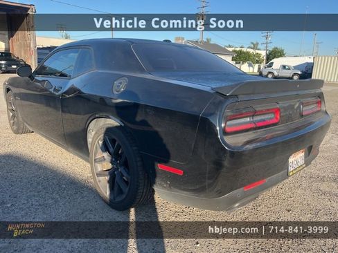 Used 2021 Dodge Challenger R/T w/ Blacktop Package image 6