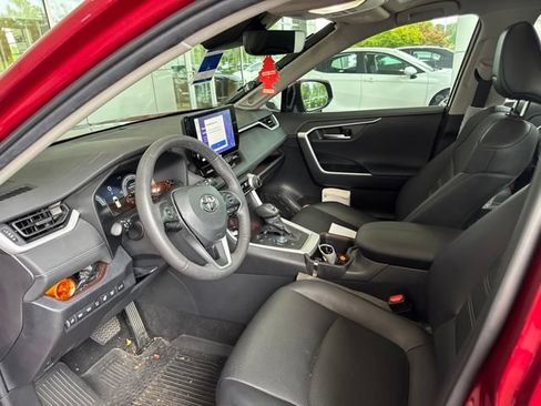 Used 2023 Toyota RAV4 Limited AWD/4WD image 11