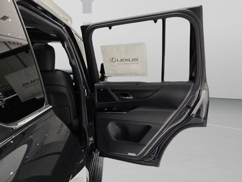 New 2026 Lexus LX 700h Luxury AWD/4WD image 22
